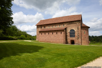 Die Einhardsbasilika, ein Kirchenbau, befindet sich in der Schloßstraße 17 in 64720 Michelstadt und stammt aus dem 9. Jahrhundert.