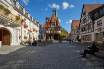 Von einem unbekannten Baumeister wurde das berühmte Rathaus und ebenfalls Wahrzeichen von Michelstadt, im Jahre 1484 erbaut.