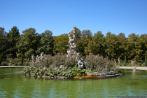 Herkulesbrunnen im September
