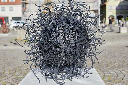 Kunst- und Skulpturen-Schau in Weikersheim