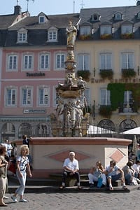 Petrusbrunnen in Trier an der Mosel